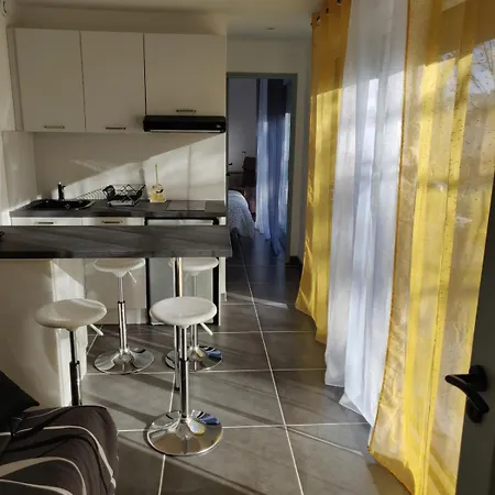 Nimes, France Apartmán Nîmes